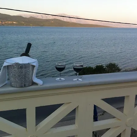 Hotel Florena Episkopos