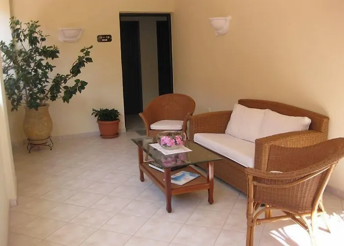 Florena 2* Episkopos